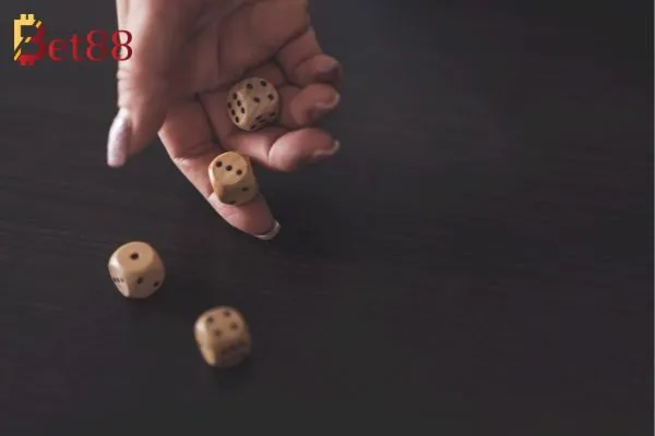 Chơi Sic Bo Trực Tuyến Bet88, cơ hội thắng lớn mỗi ván cược 2 Sic Bo Trực Tuyến Bet88